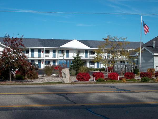 Sunrise Beach Motel Mackinaw City Dış mekan fotoğraf