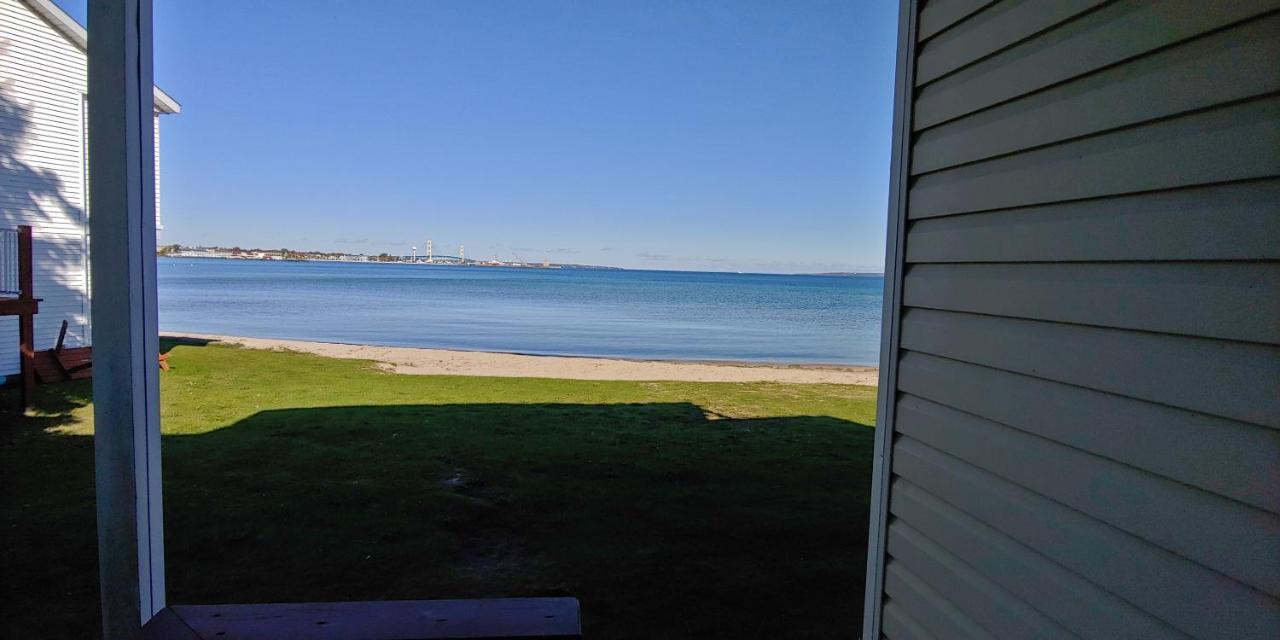 Sunrise Beach Motel Mackinaw City Dış mekan fotoğraf
