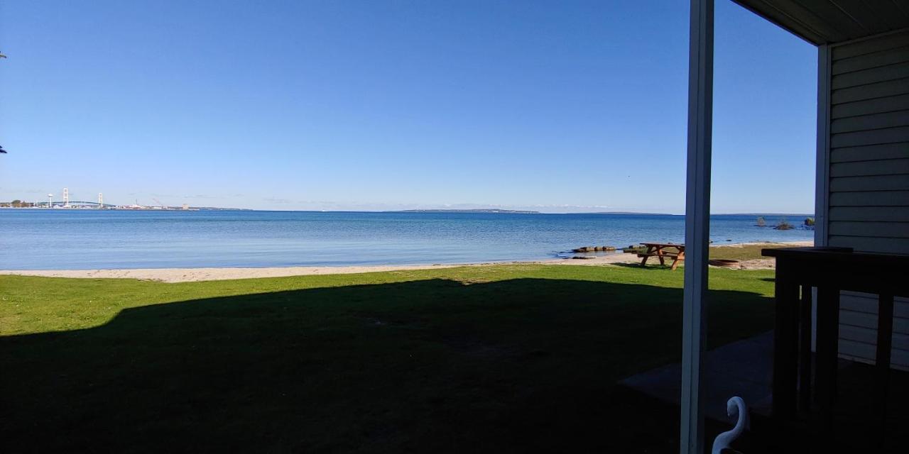 Sunrise Beach Motel Mackinaw City Dış mekan fotoğraf